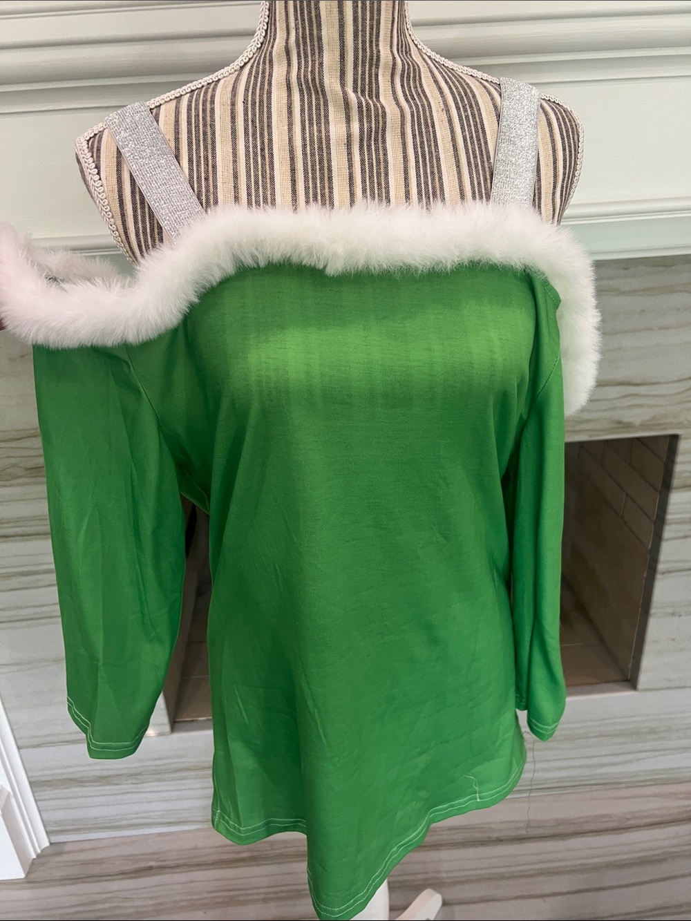 Green Off-Shoulder Faux-Fur Trim Sweater